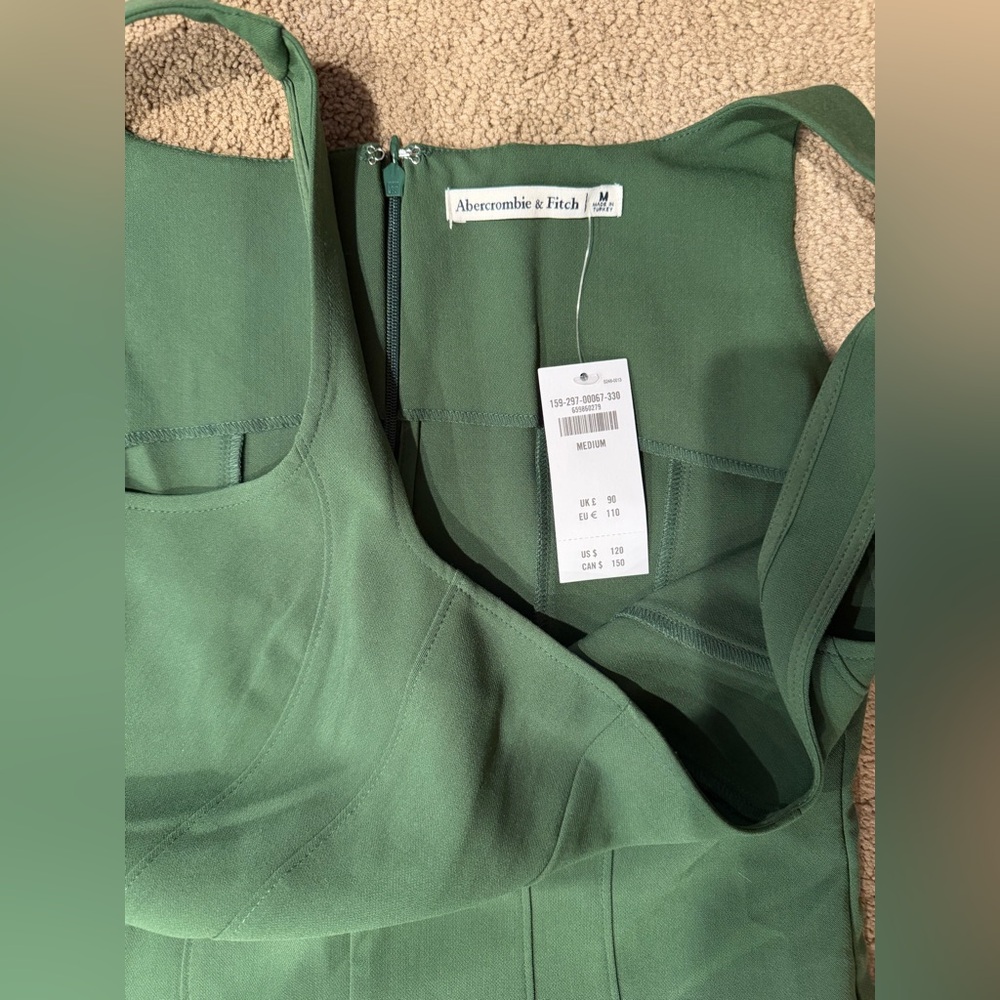 Abercrombie & Fitch Dark Green Wide-Leg Jumpsuit Size Medium BRAND NEW WITH TAGS - Picture 3 of 5